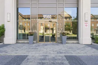 Condo Apartment in Markham