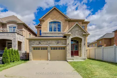 226 Gibson Circle, Bradford West Gwillimbury, On L3z 0x1