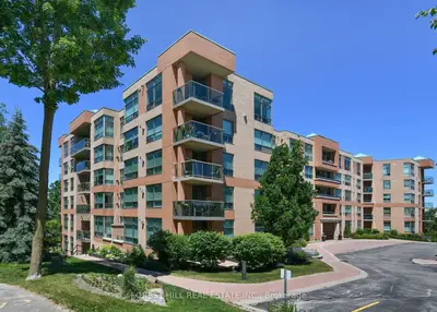 Condo Apartment in New Tecumseth
