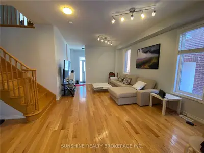 94 Carolina Rose Crescent, Markham, On L6e 0j6