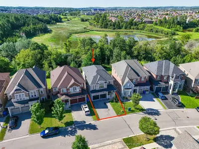 126 Crane Street, Aurora, On L4g 0w2