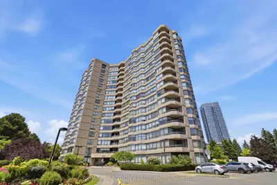 7420 Bathurst Street 812, Vaughan, On L4j 6x4
