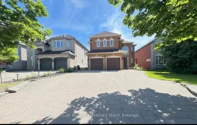 Detached in Richmond Hill
