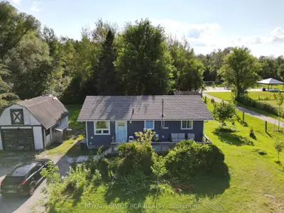 Detached in East Gwillimbury