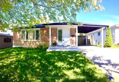 Detached in Newmarket