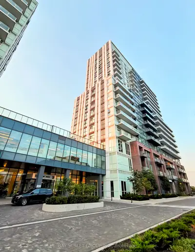 Condo Apartment in Vaughan