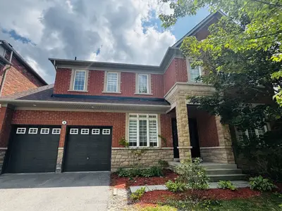 Detached in Richmond Hill