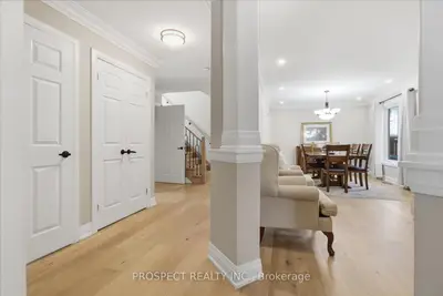 348 Vellore Avenue, Vaughan, On L4h 2z1