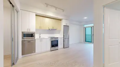Condo Apartment in Vaughan