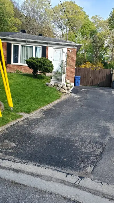 Semi-Detached in Newmarket