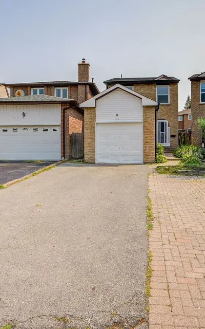 94 Hord Crescent, Vaughan, On L4j 3a7