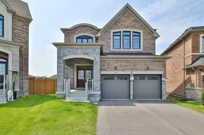 4 Meadow Vista Crescent, East Gwillimbury, On L9n 0t4