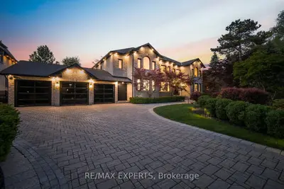 82 Westwood Lane, Richmond Hill, On L4c 6y2