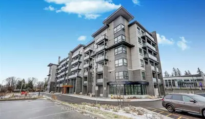 Condo Apartment in Markham