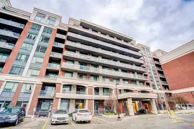 Condo Apartment in Markham