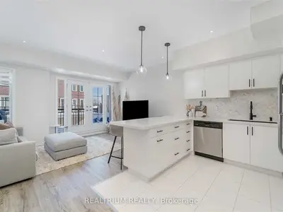26 Bruce Street B09, Vaughan, On L4l 0h4