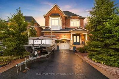 Detached in Vaughan