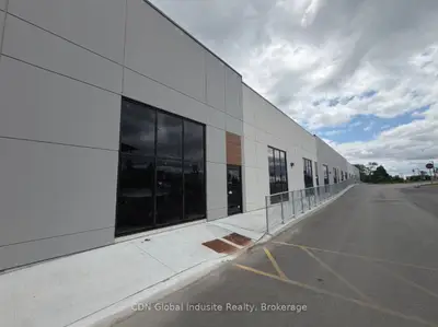 195 Cachet Woods Court #7, Markham, On L6c 0z8