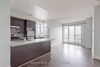 Condo Apartment in Markham