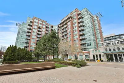 48 Suncrest Boulevard 112, Markham, On L3t 7y5