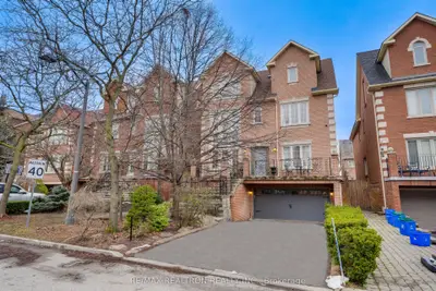 117 Theodore Place, Vaughan, On L4j 8e3