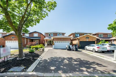 Detached in Vaughan