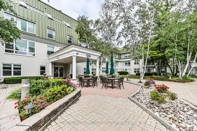 100 Anna Russell Way 103, Markham, On L3r 6c7