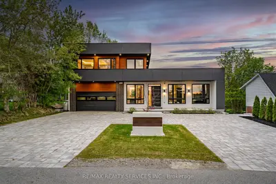 Detached in East Gwillimbury
