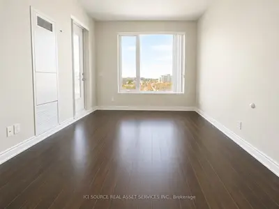 277 South Park Road 920, Markham, On L3t 0b8