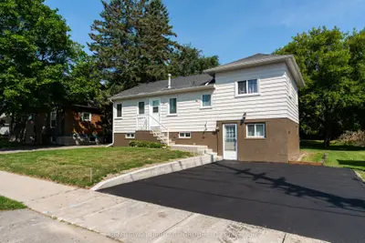 Detached in Bradford West Gwillimbury