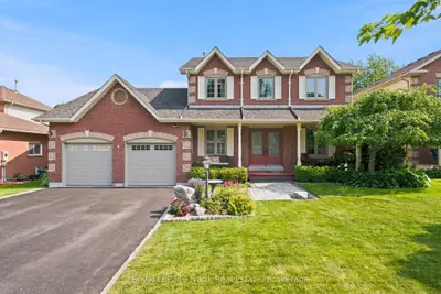 Detached in Uxbridge