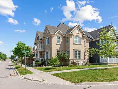 244 Cornell Park Avenue, Markham, On L6b 0x2