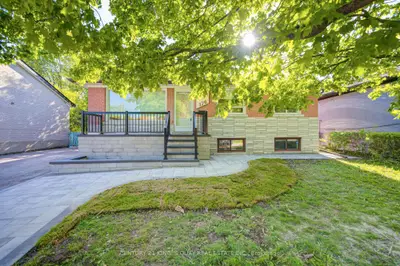 Detached in Richmond Hill