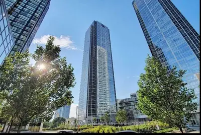 Condo Apartment in Vaughan