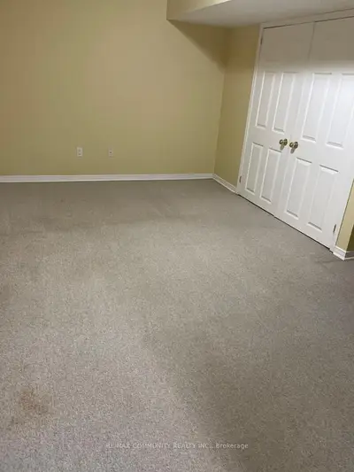 24 Elmrill Road, Markham, On L6c 2n8