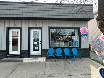 118 High Street #3, Georgina, On L0e 1r0