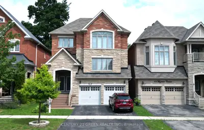 61 Magdalan Crescent, Richmond Hill, On L4e 0w4