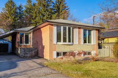 Detached in Richmond Hill