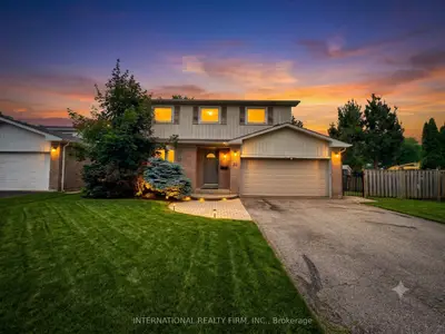 21 Mayvern Crescent, Richmond Hill, On L4c 5j5
