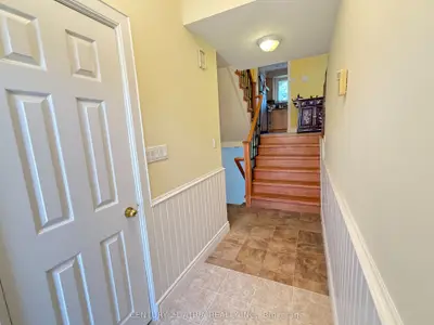 73 Stately Way, Markham, On L3t 3z9