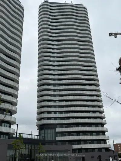 Condo Apartment in Vaughan