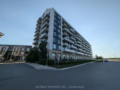 6 David Eyer Road 811, Richmond Hill, On L4s 0n5