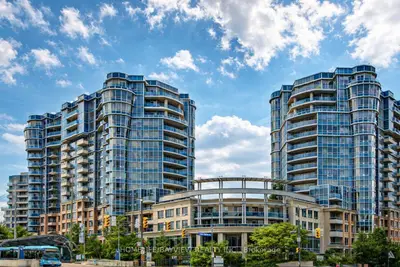 Condo Apartment in Markham