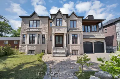 2 Poplar Drive, Richmond Hill, On L4e 2w5