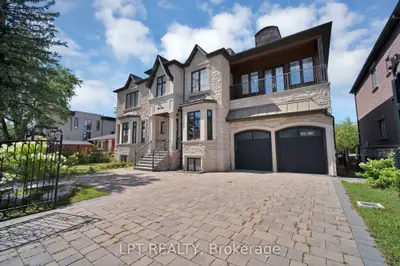 2 Poplar Drive, Richmond Hill, On L4e 2w5