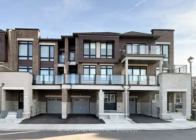 Att/Row/Townhouse in Vaughan