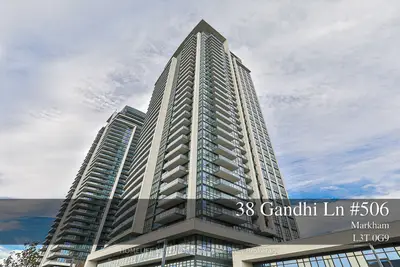 Condo Apartment in Markham