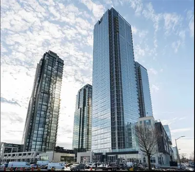 Condo Apartment in Vaughan