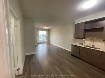 Condo Apartment in Markham