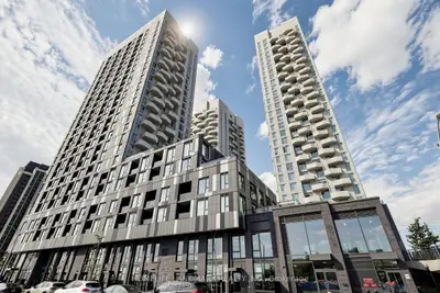 Condo Apartment in Vaughan